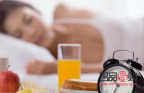 熬夜怎么護(hù)理身體(熬夜怎么護(hù)理身體健康)