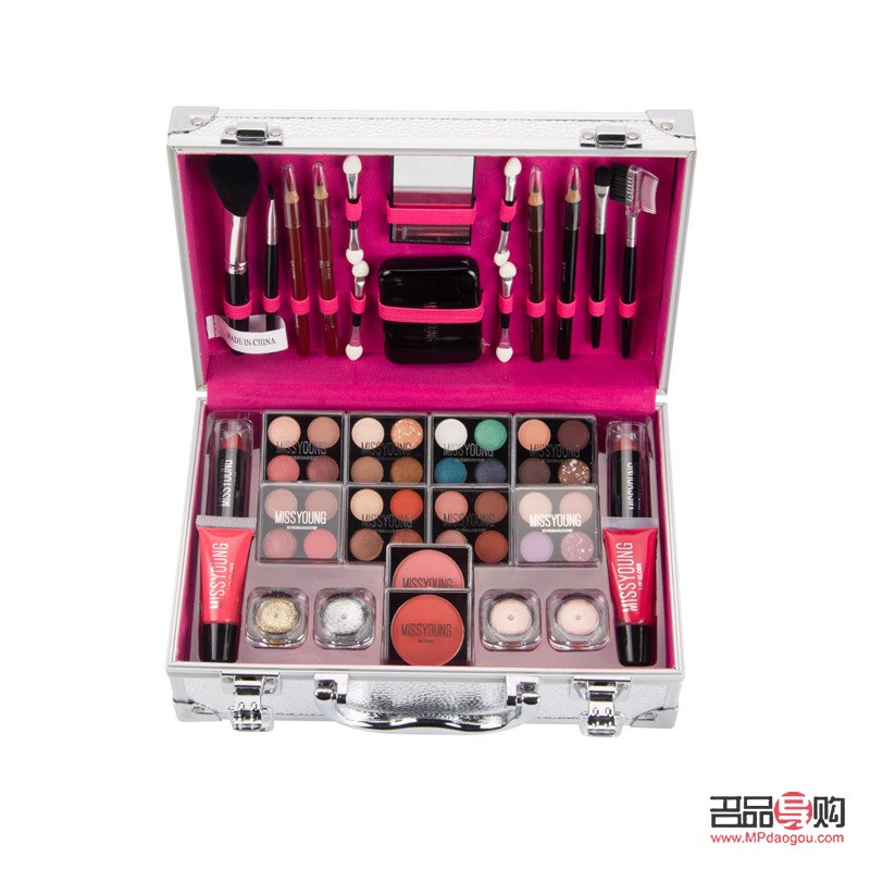 彩妝盒子怎么化妝(彩妝盒子怎么化妝的)