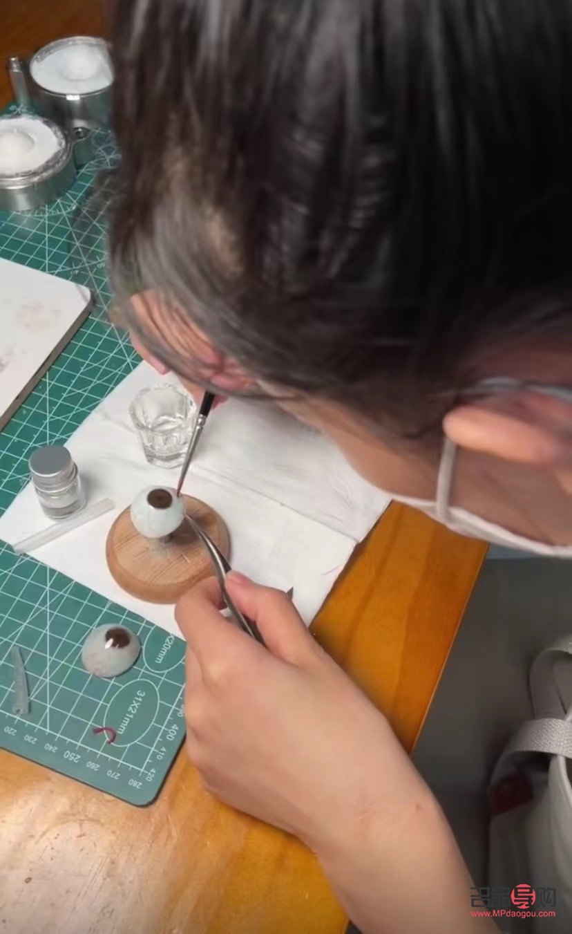 成都有做義眼片的嗎(成都市義眼定制)