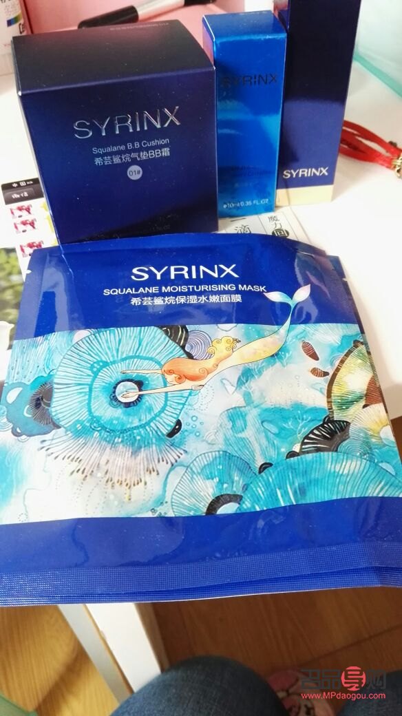 彩妝護(hù)膚怎么介紹(彩妝護(hù)膚怎么介紹自己)