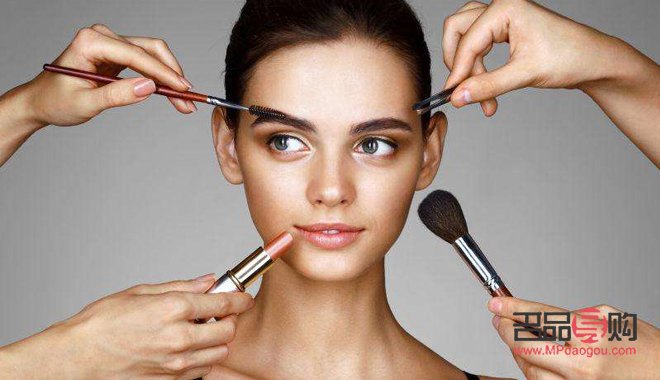 彩妝如何遮掩眼袋(彩妝如何遮掩眼袋視頻)