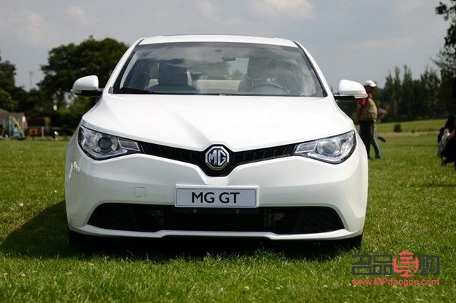 <h3>精心策劃，溫馨呈現(xiàn)——為女友挑選完美禮物的指南</h3>