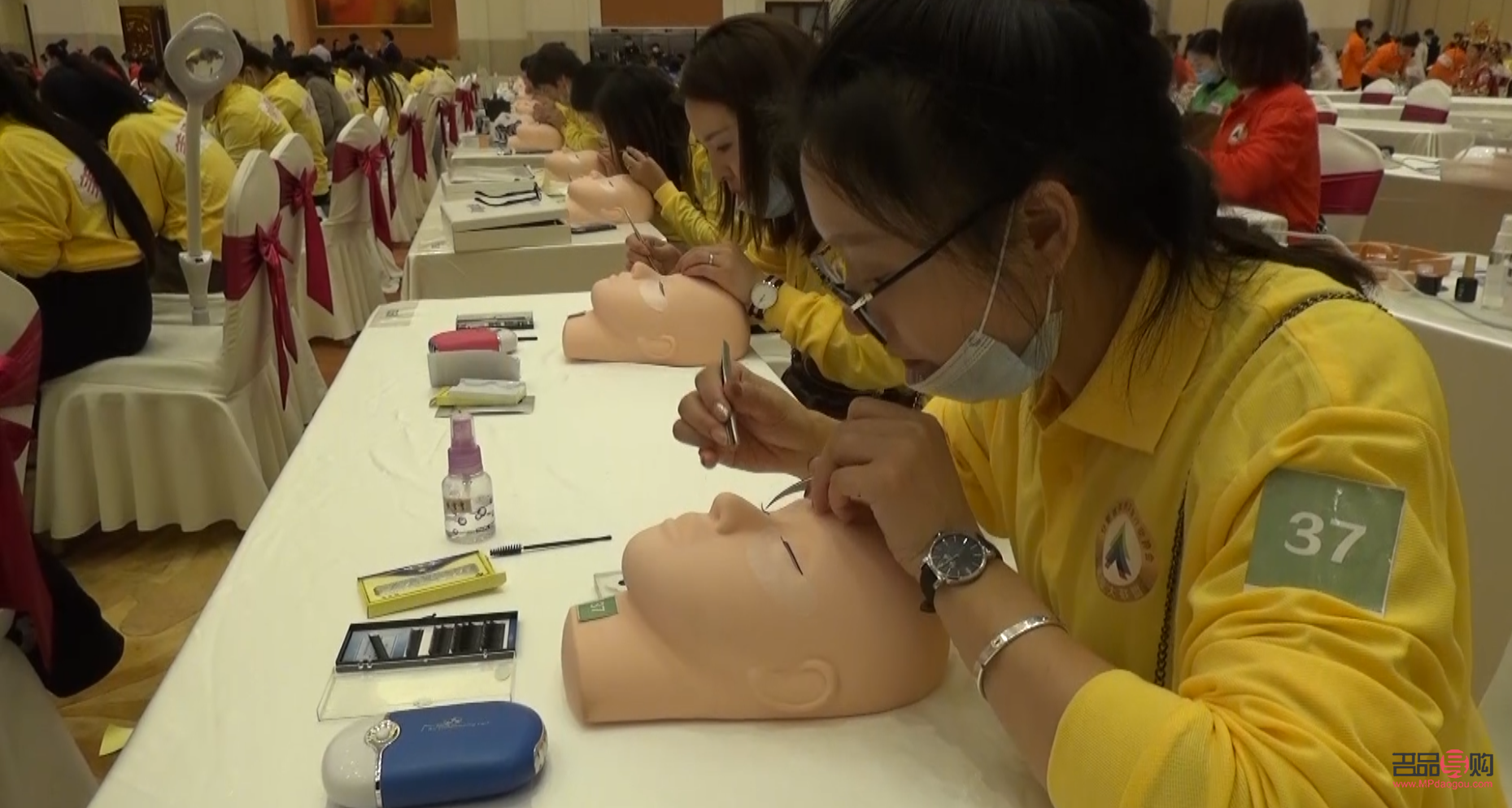 美容師是什么工種(美容師是什么工種類(lèi)別)