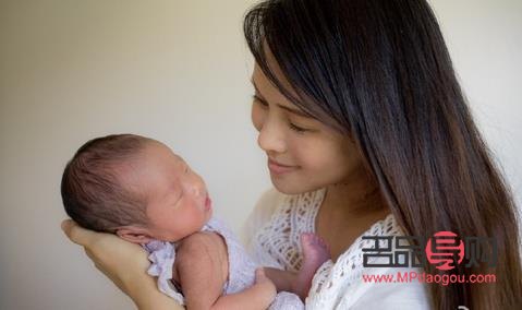 剖腹產(chǎn)了怎么護理身體(剖腹產(chǎn)了怎么護理身體好)