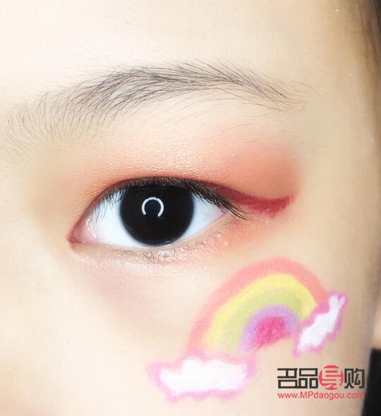 兒童眼影怎么做簡單的(兒童眼影怎么做簡單的畫)