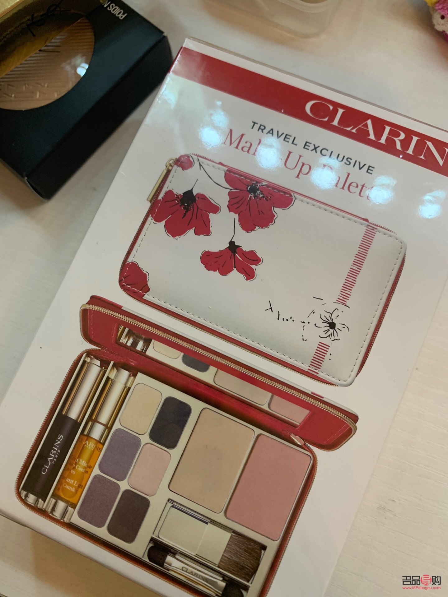 嬌韻詩彩妝盒評測與使用心得