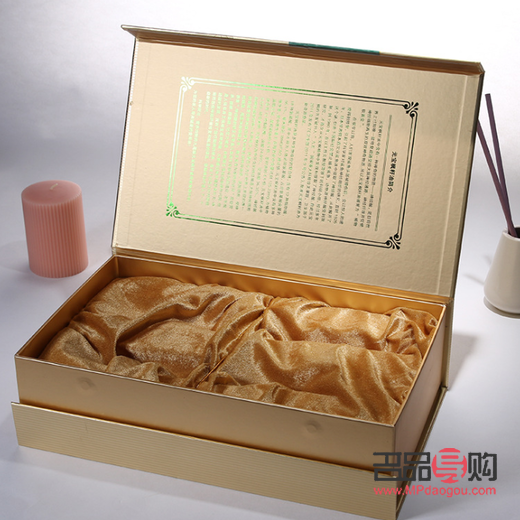 盒子放什么禮物好賣(盒子放什么禮物好賣一點)