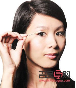 彩妝怎么卸妝干凈(彩妝怎么卸妝干凈視頻)