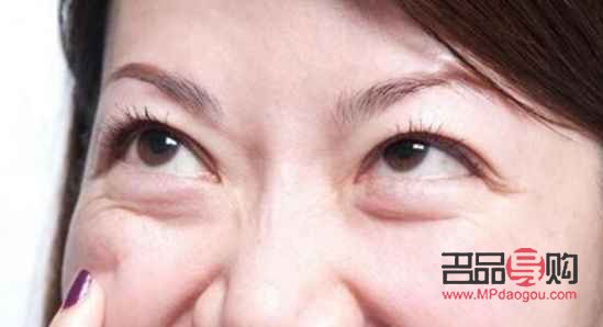 下眼袋處腫了像蚊子包有點疼(下眼袋處腫了像蚊子包有點疼怎么回事)