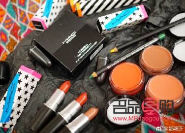 <h3>彩妝不沾衣的秘訣與技巧</h3>