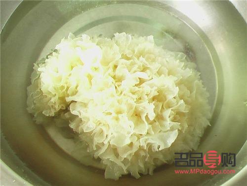 女性如何美容養(yǎng)顏(女性如何美容養(yǎng)顏?zhàn)钣行?