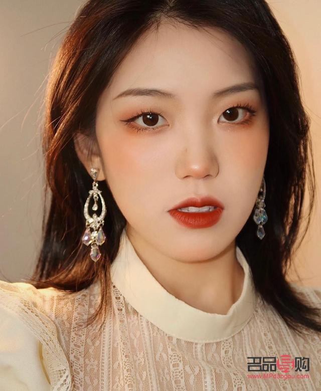 畫眼妝怎么畫才好看(畫眼妝怎么畫才好看女生)