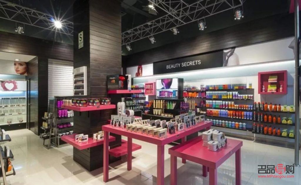 <h1>彩妝店運營攻略：從入門到精通的全方位指南</h1>