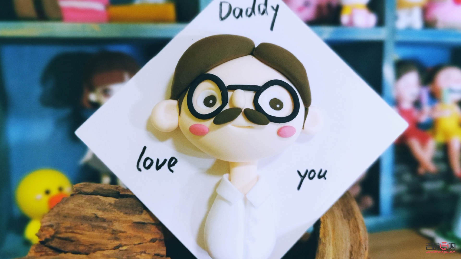 <h3>父親節(jié)粘土禮物制作指南</h3>