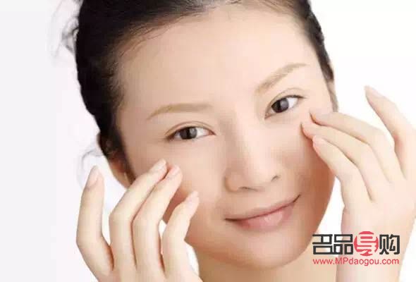 如何去腫眼泡的按摩方法(如何去腫眼泡的按摩方法視頻)