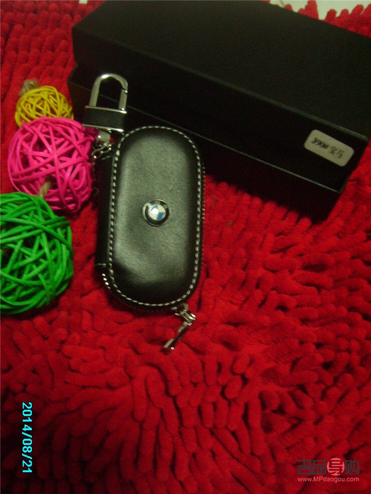 <h3>大學(xué)送女同學(xué)禮物的考量與選擇</h3>