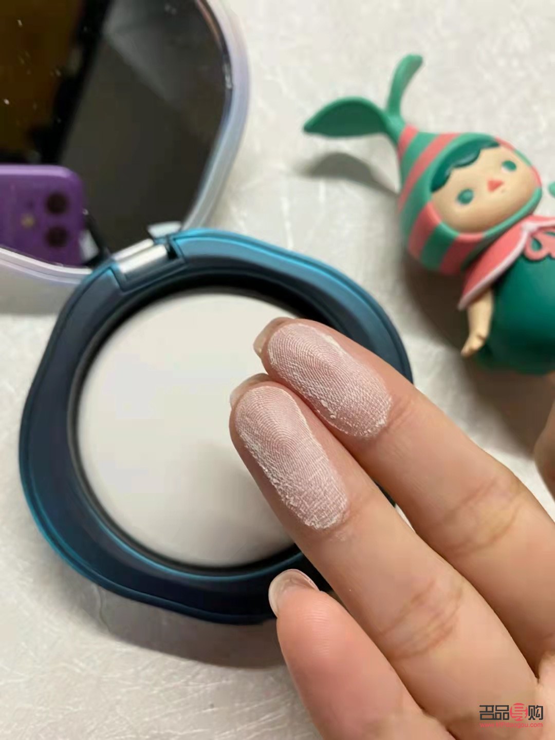 彩妝課堂：打造完美妝容的秘訣與技巧