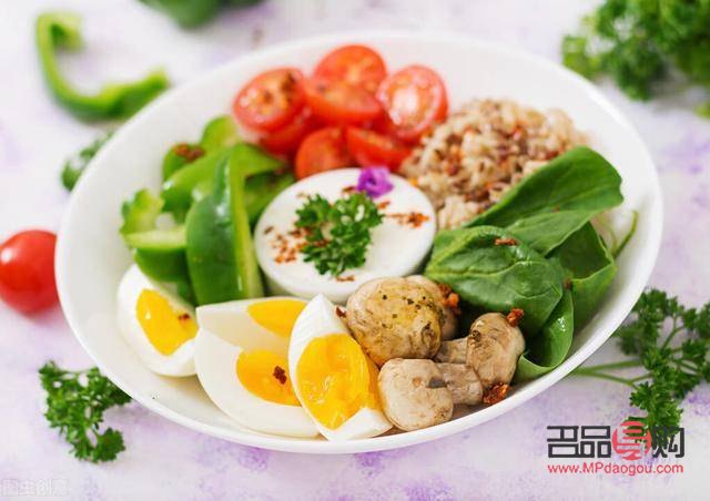 做了大眼綜合要注意哪些(做了大眼綜合要注意哪些飲食)