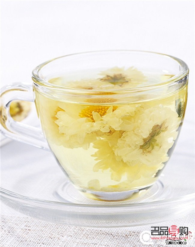 <h3>揭秘菊花的美容神效</h3>