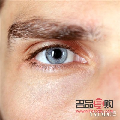 眼睛陷進(jìn)去了怎么回事(眼睛陷進(jìn)去了怎么回事兒)