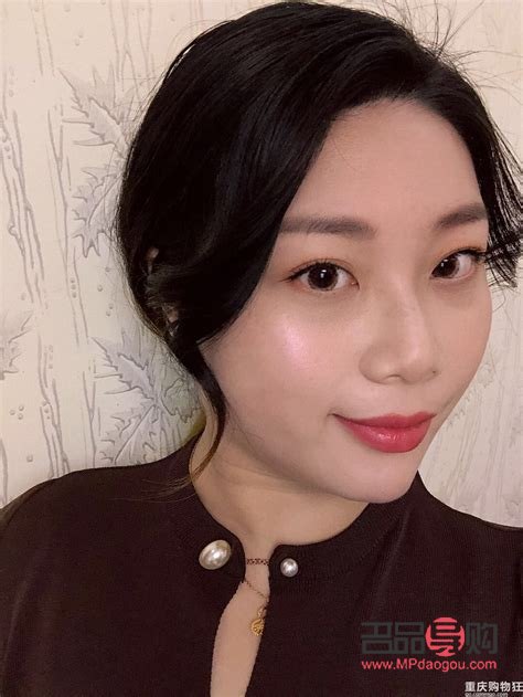 臉部彩妝如何化妝(臉部彩妝如何化妝視頻)