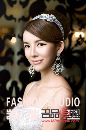 歐式彩妝怎么化妝(歐式彩妝怎么化妝的)