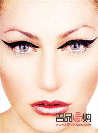 彩妝圖怎么畫(彩妝圖怎么畫簡單)