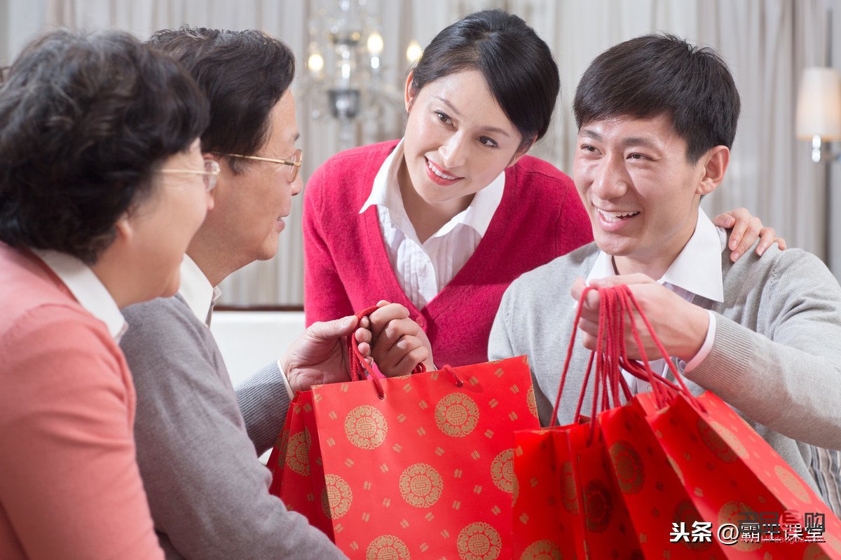 請客要帶什么禮物好呢(請客要帶什么禮物好呢圖片)