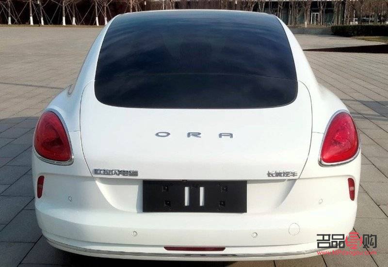 <h3>現(xiàn)在送女生什么禮物好</h3>