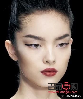 女人擁有丹鳳眼特征，魅力四溢展風(fēng)華