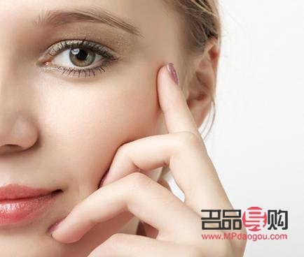 <h3>再清椿美容：專業(yè)護(hù)膚，煥發(fā)自然美</h3>