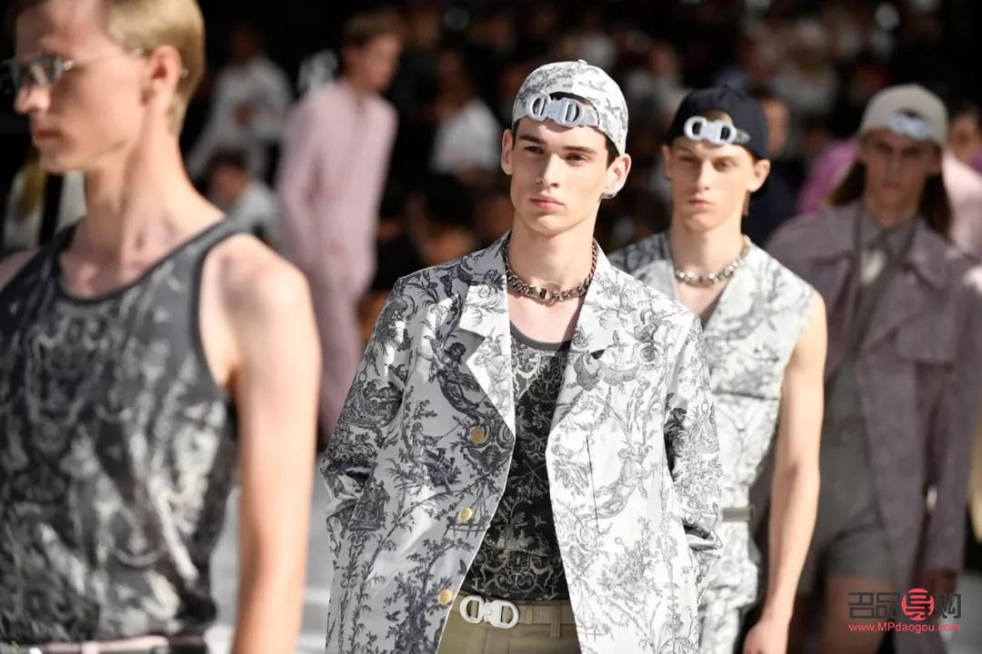 男士怎么直播彩妝(男士怎么直播彩妝好看)