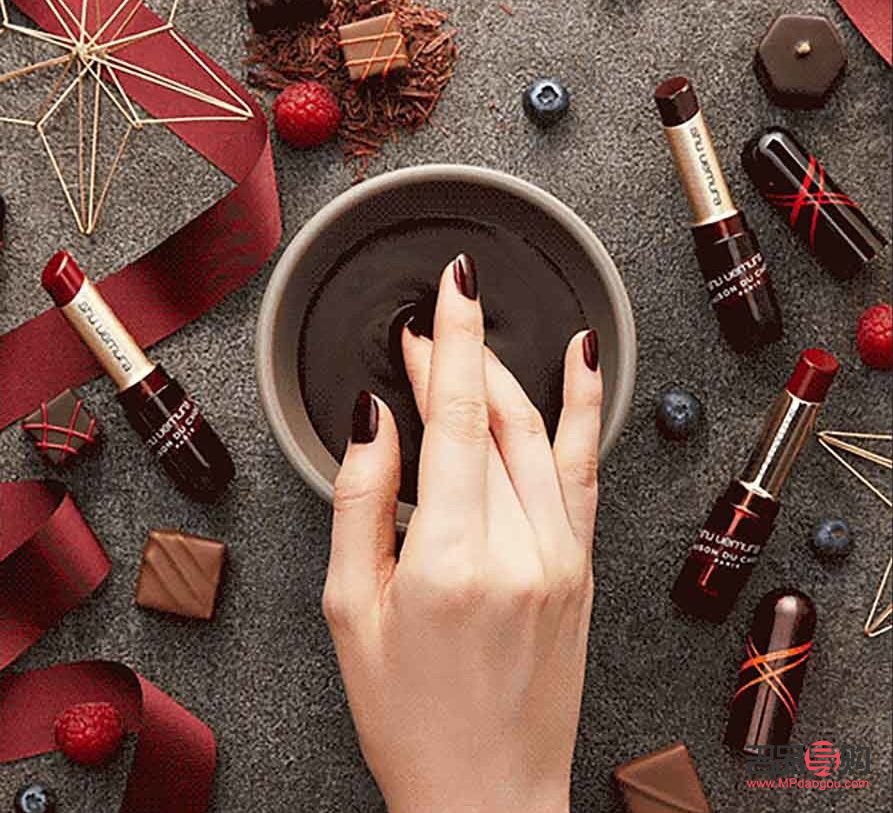 巧克力彩妝怎么吃(巧克力彩妝怎么吃才好吃)