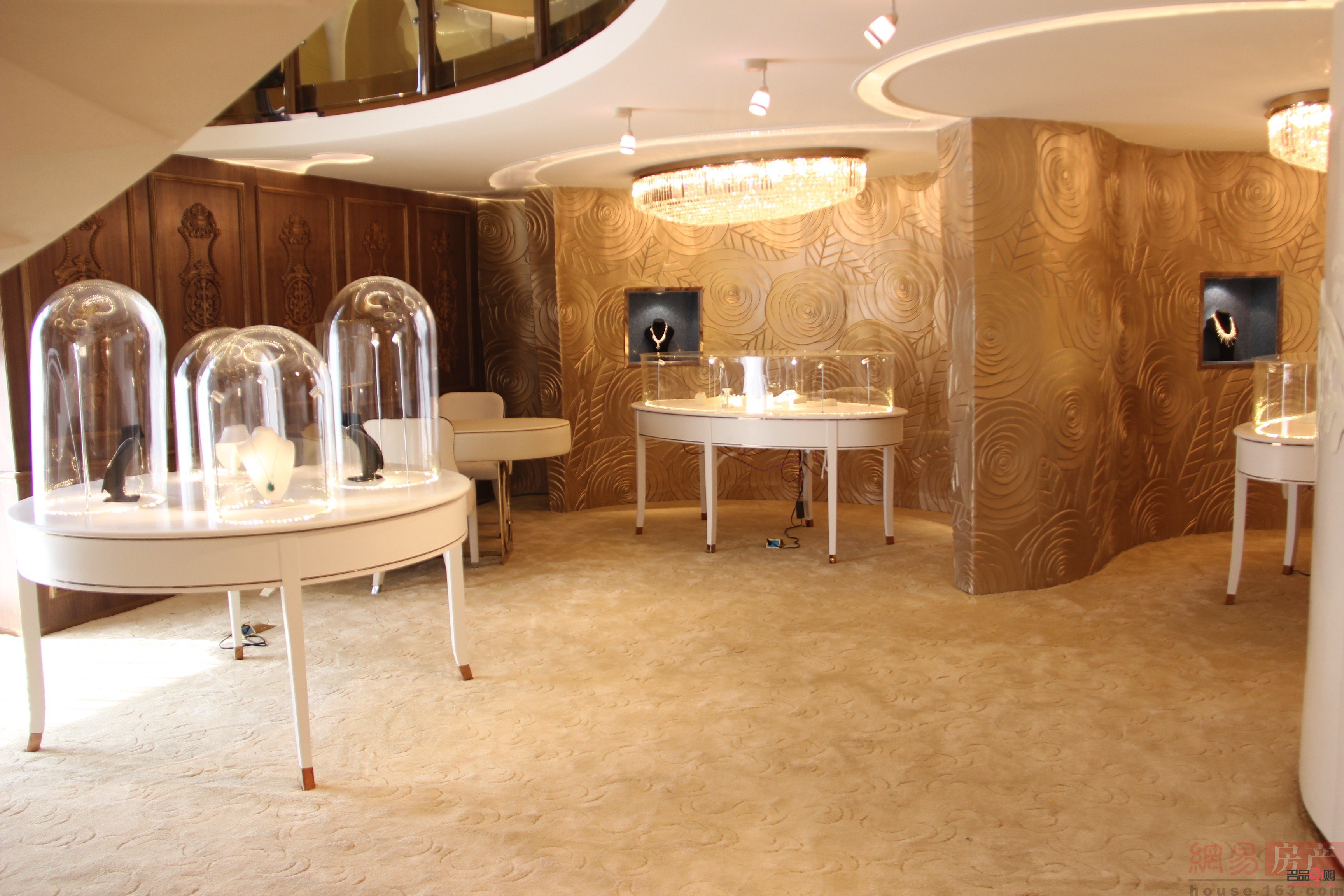 <h3>美容大堂的奧秘與魅力</h3>