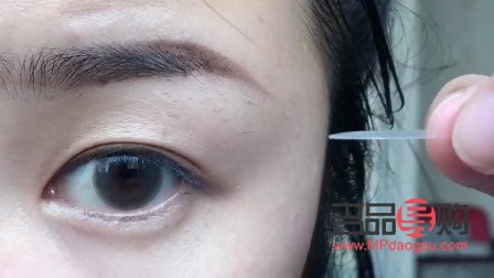 雙眼皮跟內(nèi)雙的區(qū)別(怎么慢慢的把內(nèi)雙變外雙)