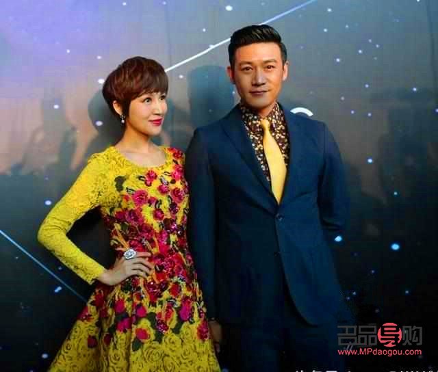 <h3>學(xué)彩妝如何打造迷人妝容</h3>