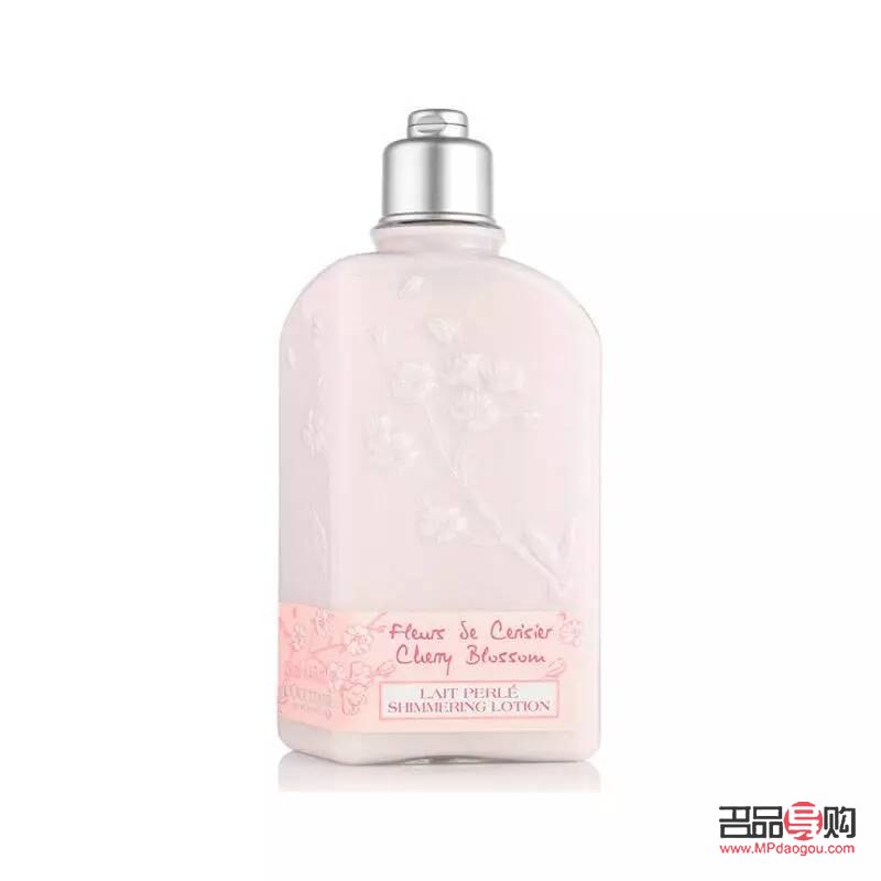 香奶奶身體護(hù)理：呵護(hù)肌膚，散發(fā)自然芬芳