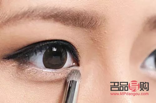 臥蠶和眼袋對照圖片(臥蠶和眼袋對照圖片女)