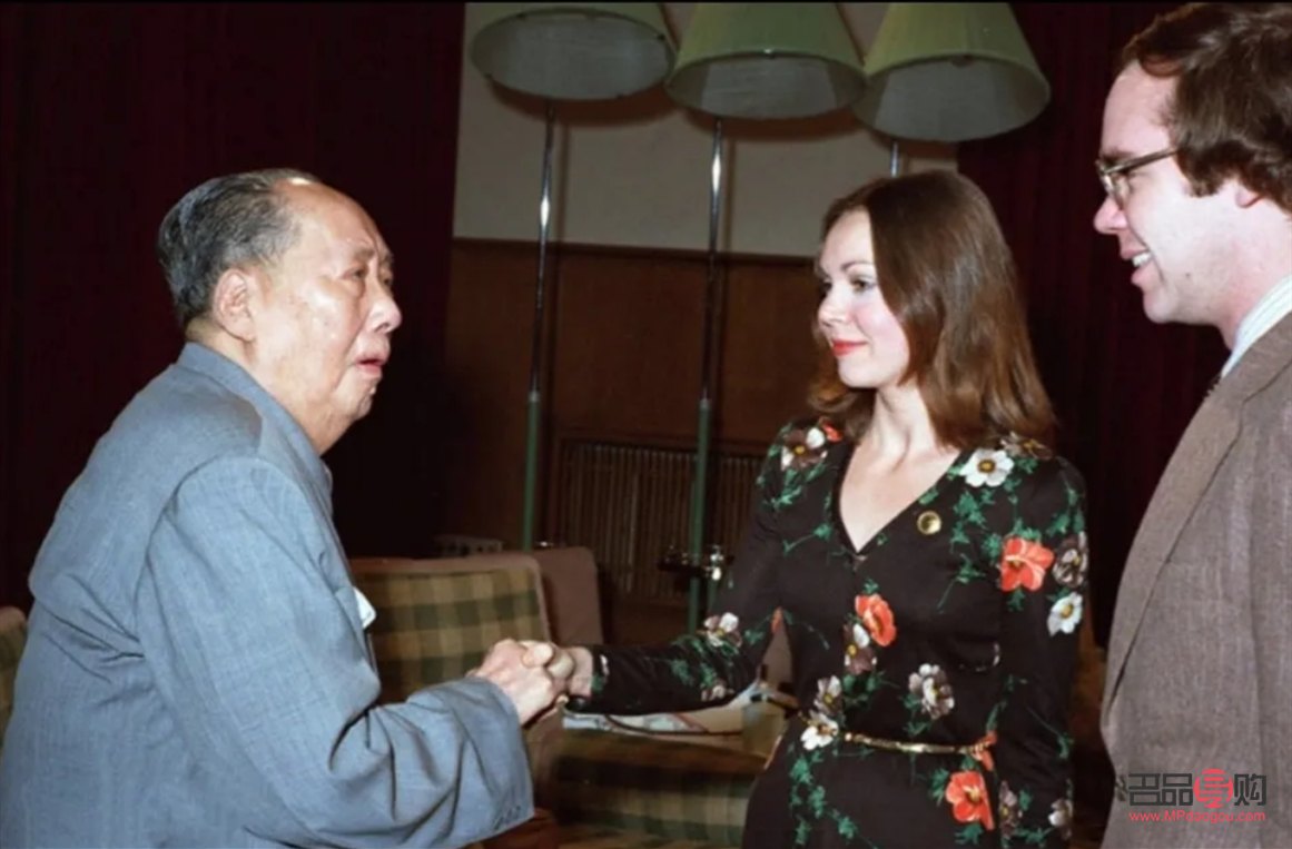 <h3>朋友回美國(guó)送什么禮物</h3>