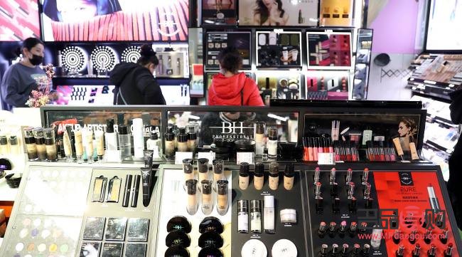 彩妝店怎么賣貨(彩妝店怎么賣貨的)