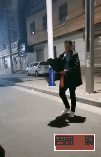 女子要給男子送禮物嗎(女子要給男子送禮物嗎為什么)