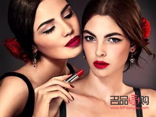 <h3>彩妝月底怎么用：完美收尾，綻放美麗光彩</h3>