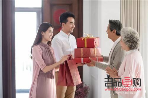 認(rèn)干媽給什么禮物(認(rèn)干媽給什么禮物比較好)