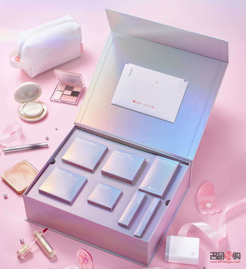 彩妝禮盒怎么配(彩妝禮盒怎么配好看)
