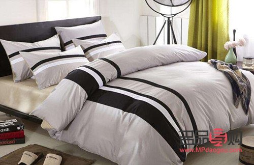 做身體護(hù)理前怎么鋪床(做身體護(hù)理前怎么鋪床單)