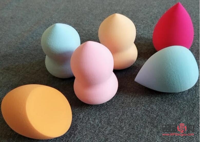 彩妝蛋怎么挑選(彩妝蛋什么形狀的好)