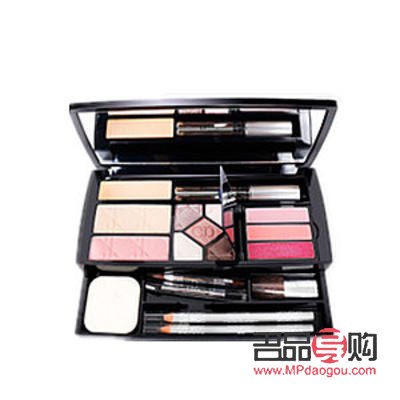 如何免費(fèi)領(lǐng)取彩妝(如何免費(fèi)領(lǐng)取彩妝禮盒)