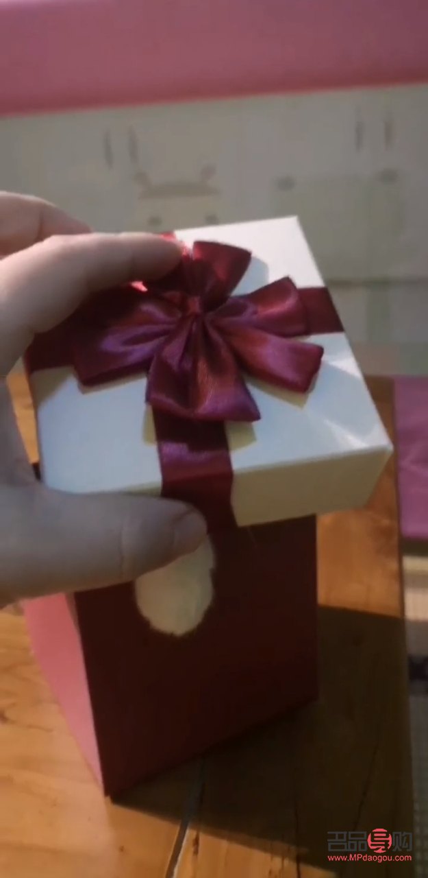 520的禮物怎么選購(gòu)(520禮物買(mǎi)什么)