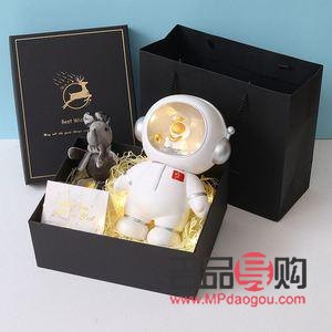 男寶寶出生送什么禮物(男寶寶出生送什么禮物好)