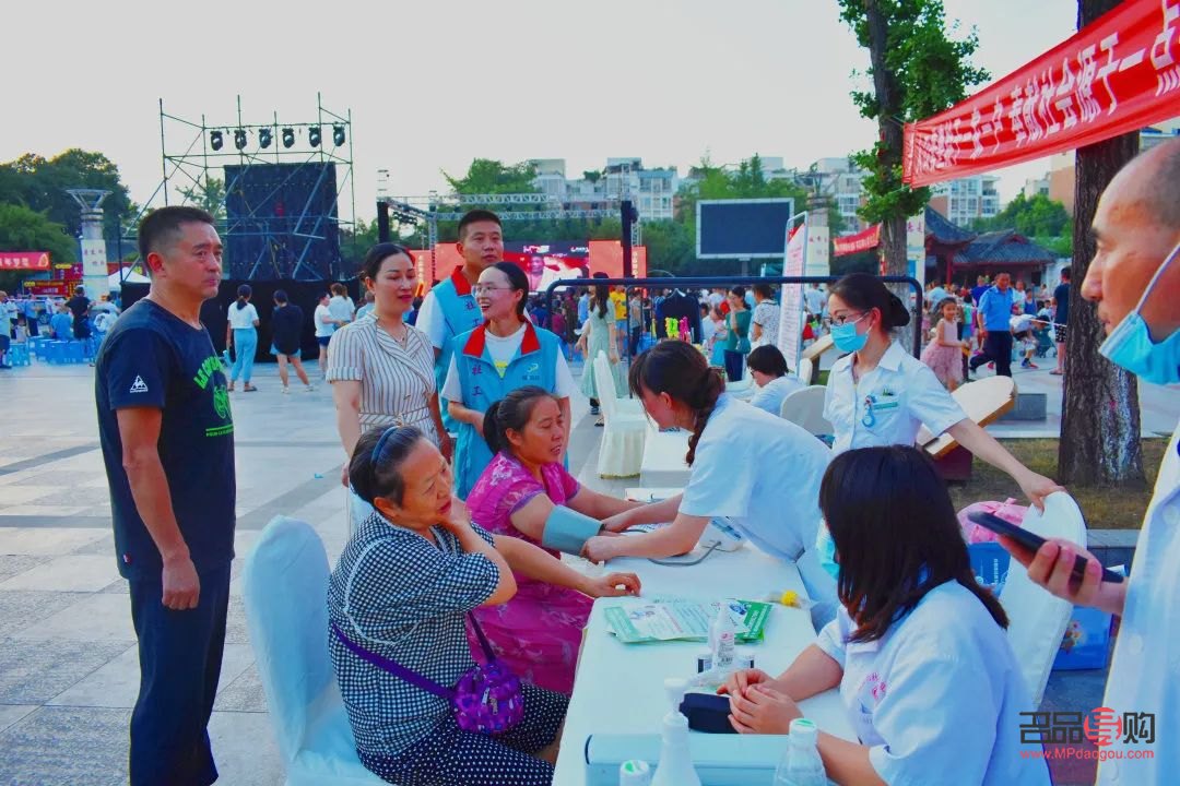 出國彩妝怎么購買(出國彩妝怎么購買便宜)